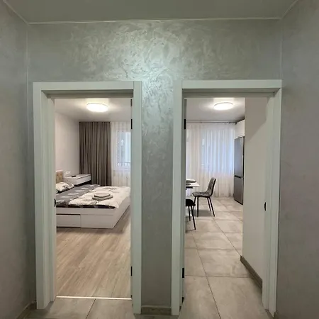 у новобудові вулиця довга пасічна-вашингтона *