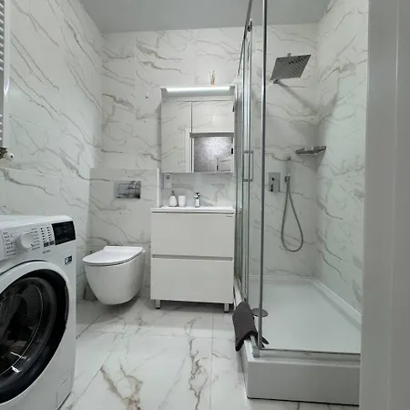 Apartmán у новобудові вулиця довга пасічна-вашингтона *