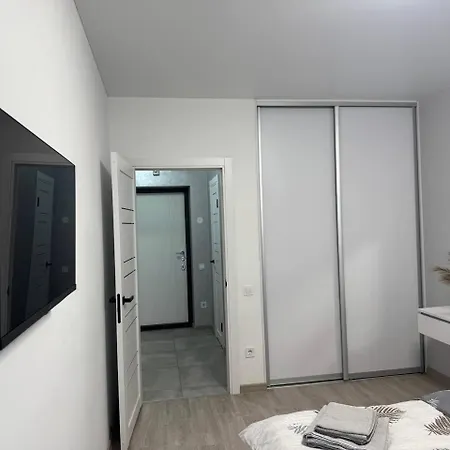 Apartmán у новобудові вулиця довга пасічна-вашингтона *
